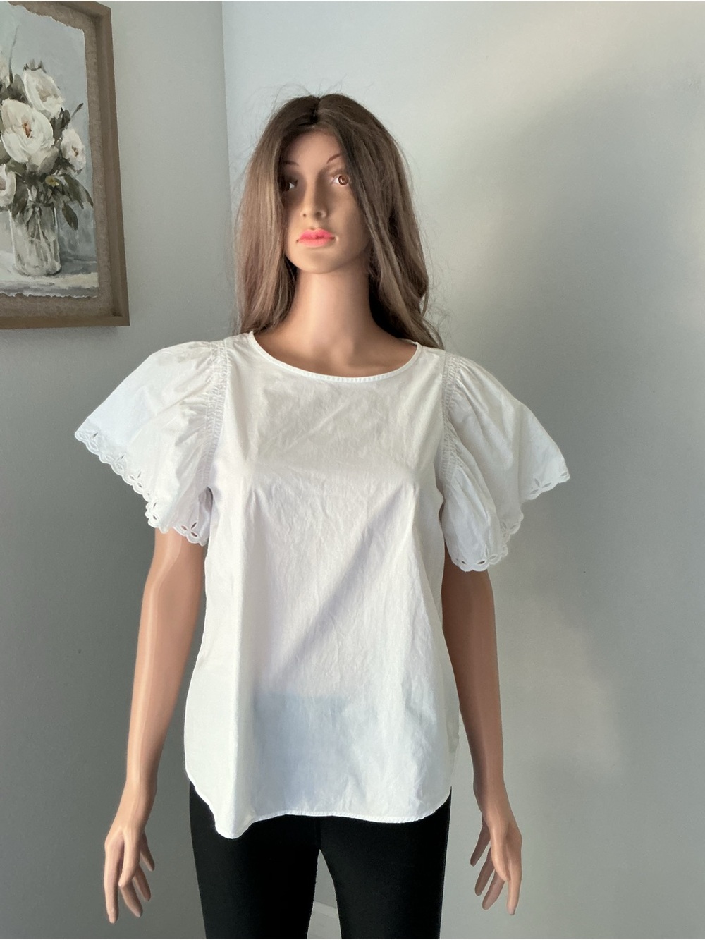 Ann Taylor White Eyelet Puff Sleeve Blouse